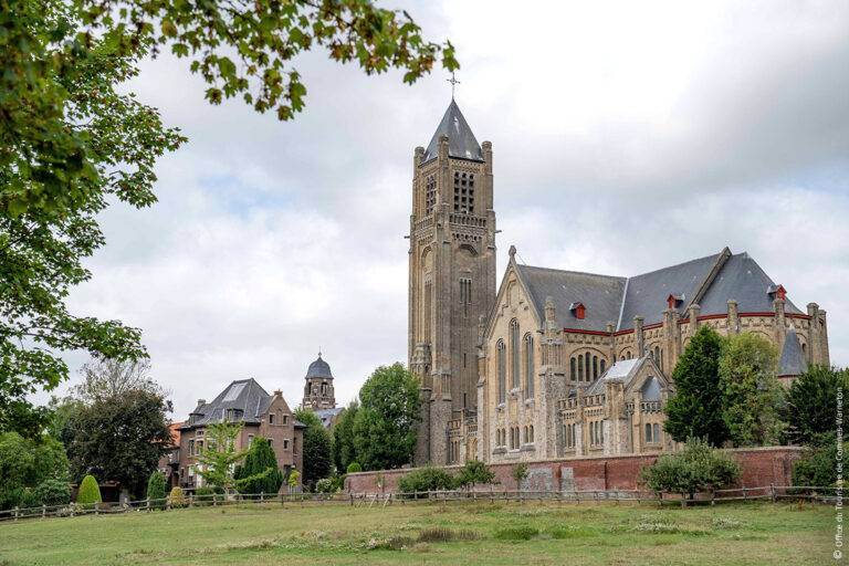 Eglise Saints-Pierre-et-Paul Warneton